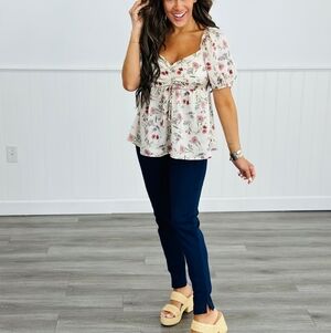 (106) Dear Scarlett Magic Pants